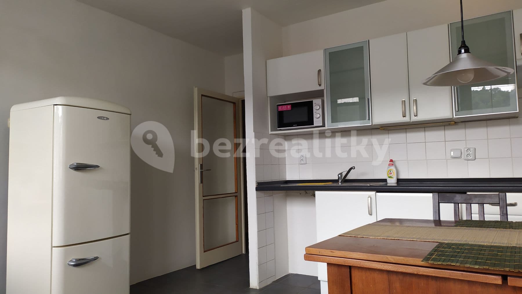 Studio flat to rent, 34 m², Molákova, Prague, Prague Studio flat to rent, 34 m², Molákova, Prague, Prague
