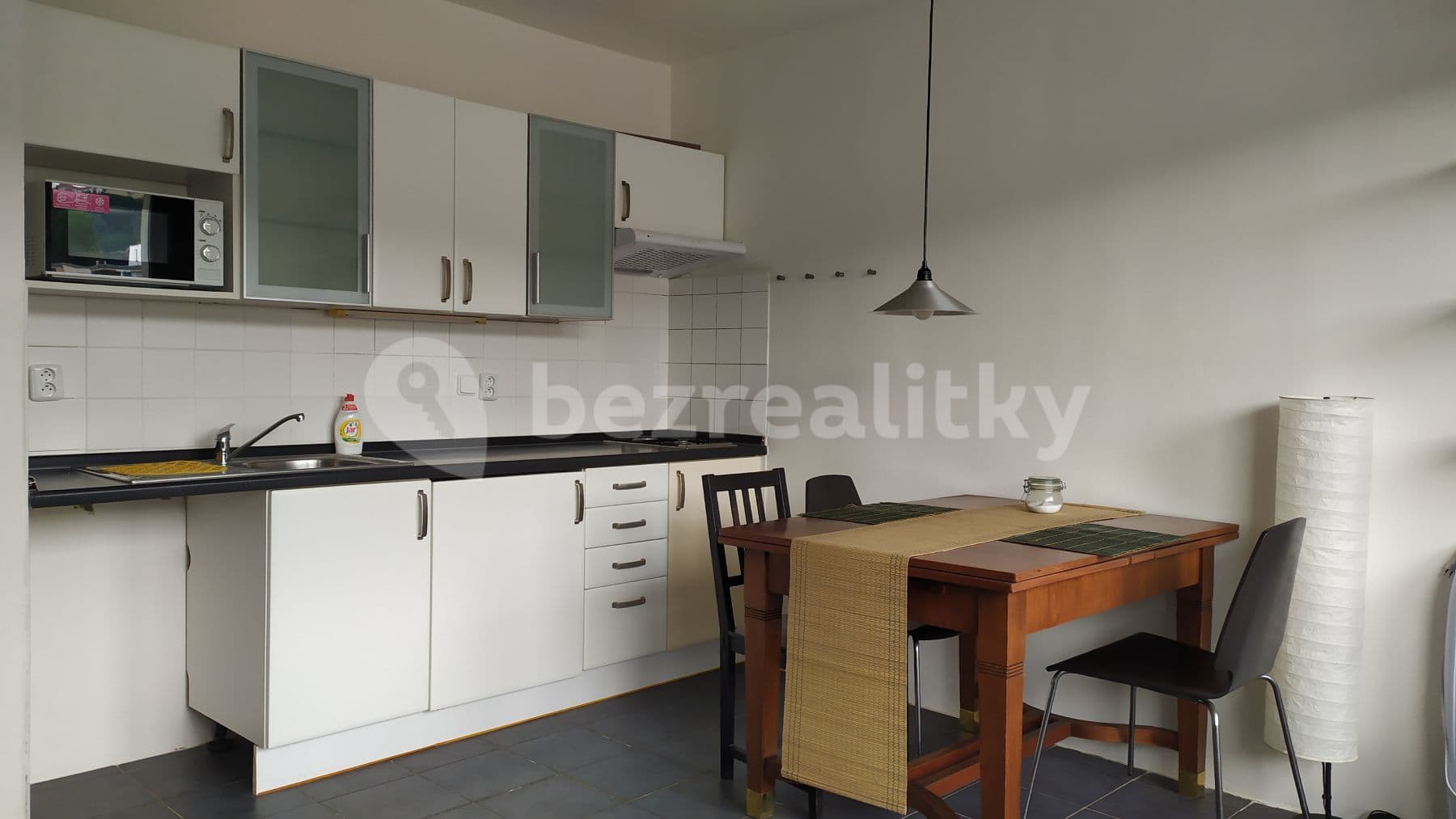 Studio flat to rent, 34 m², Molákova, Prague, Prague Studio flat to rent, 34 m², Molákova, Prague, Prague