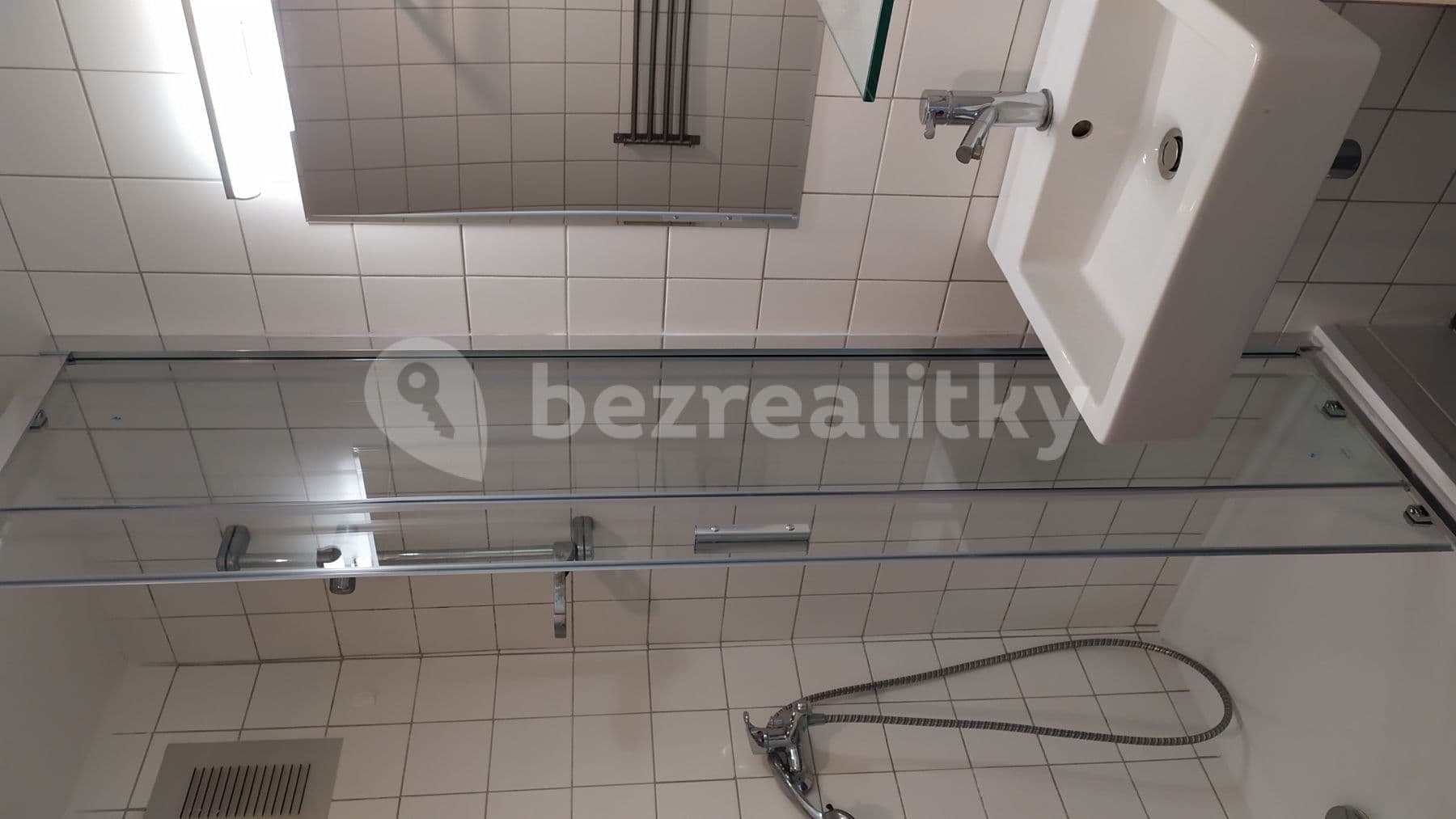 Studio flat to rent, 34 m², Molákova, Prague, Prague Studio flat to rent, 34 m², Molákova, Prague, Prague