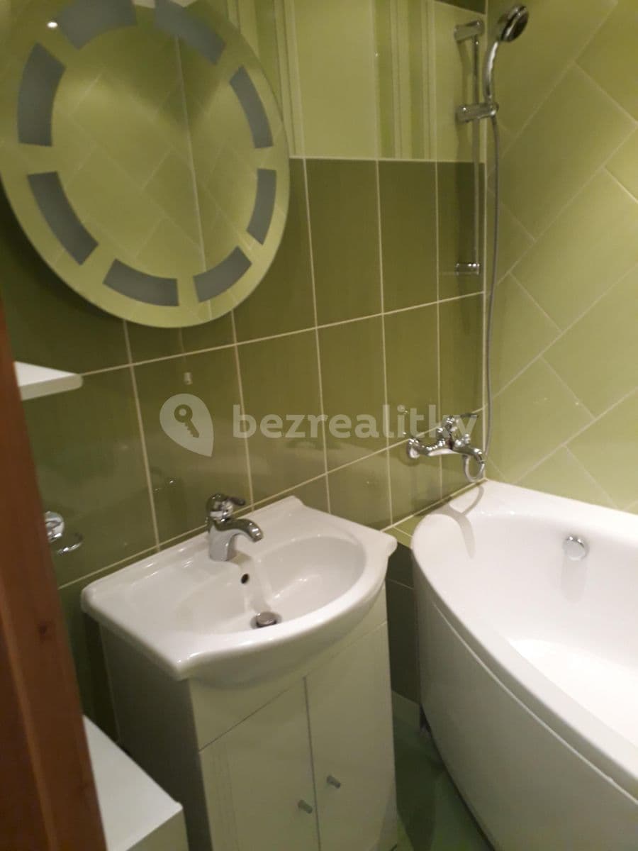 3 bedroom flat to rent, 81 m², Šalounova, Prague, Prague 3 bedroom flat to rent, 81 m², Šalounova, Prague, Prague