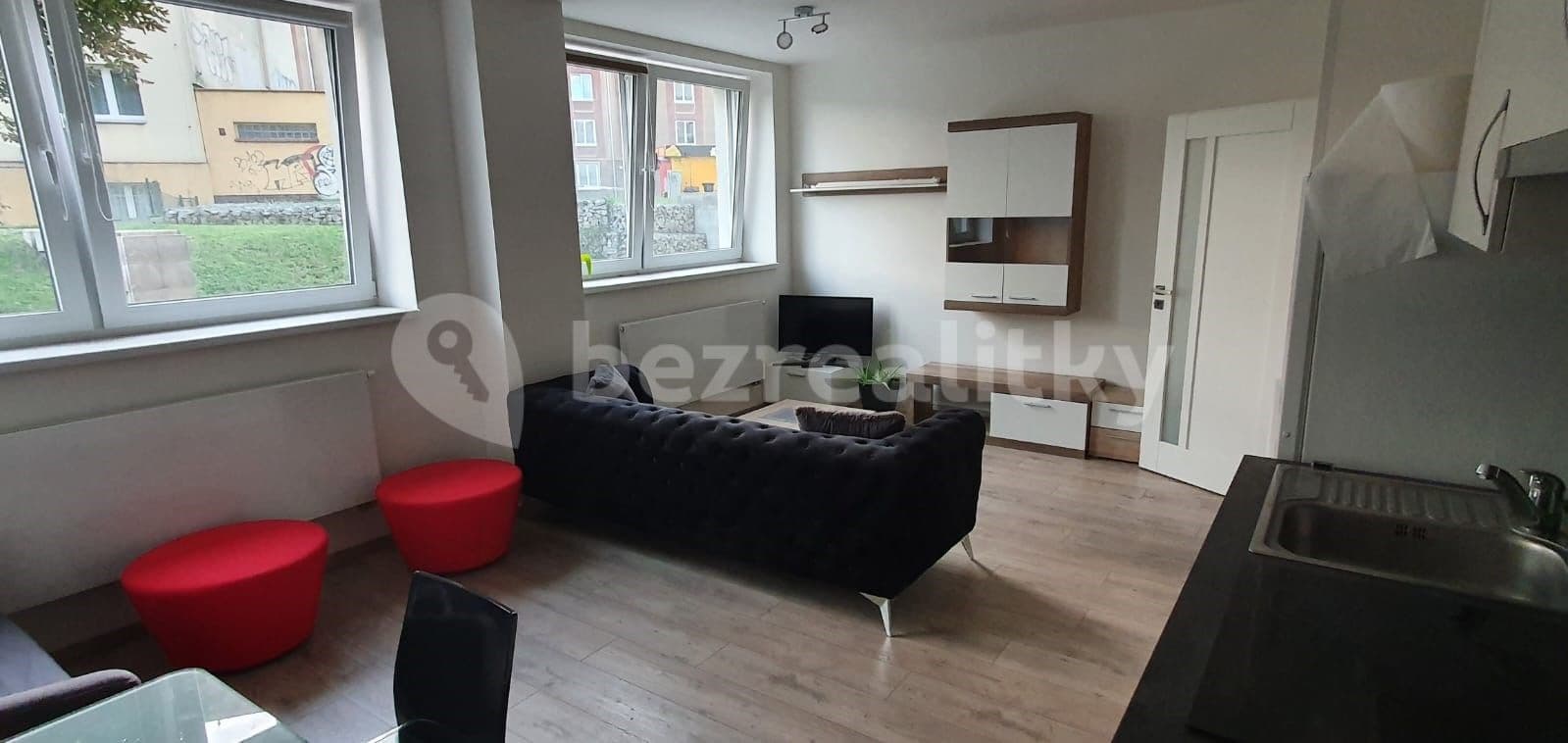 Studio flat to rent, 33 m², Limuzská, Prague, Prague Studio flat to rent, 33 m², Limuzská, Prague, Prague