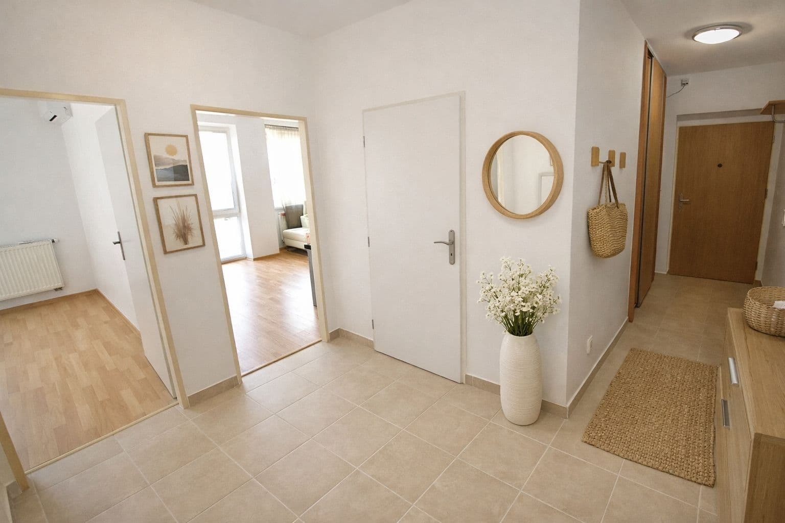 1 bedroom with open-plan kitchen flat for sale, 62 m², Modletice, Středočeský Region 1 bedroom with open-plan kitchen flat for sale, 62 m², Modletice, Středočeský Region