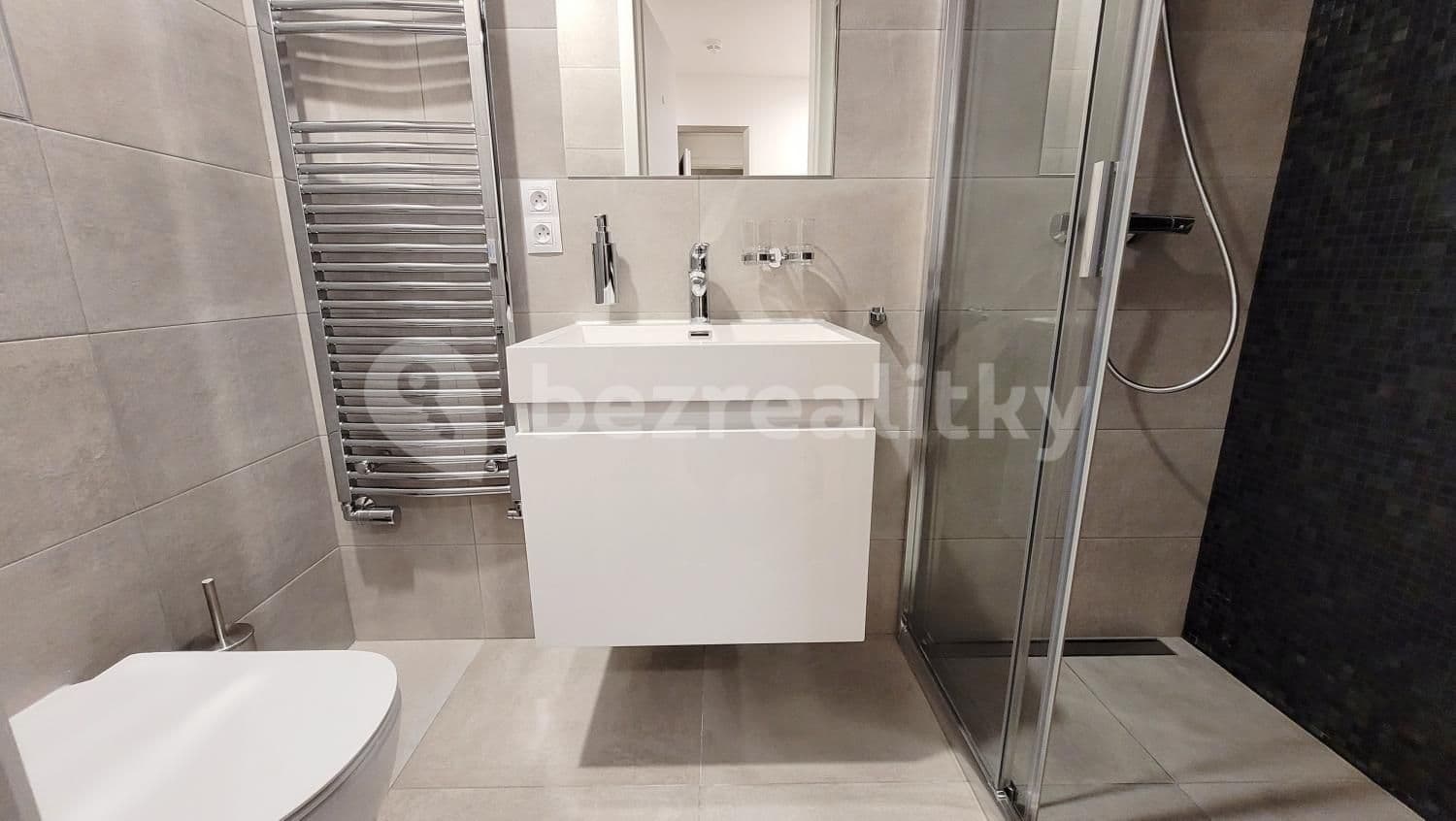 Studio flat to rent, 26 m², Mukařovského, Prague, Prague Studio flat to rent, 26 m², Mukařovského, Prague, Prague