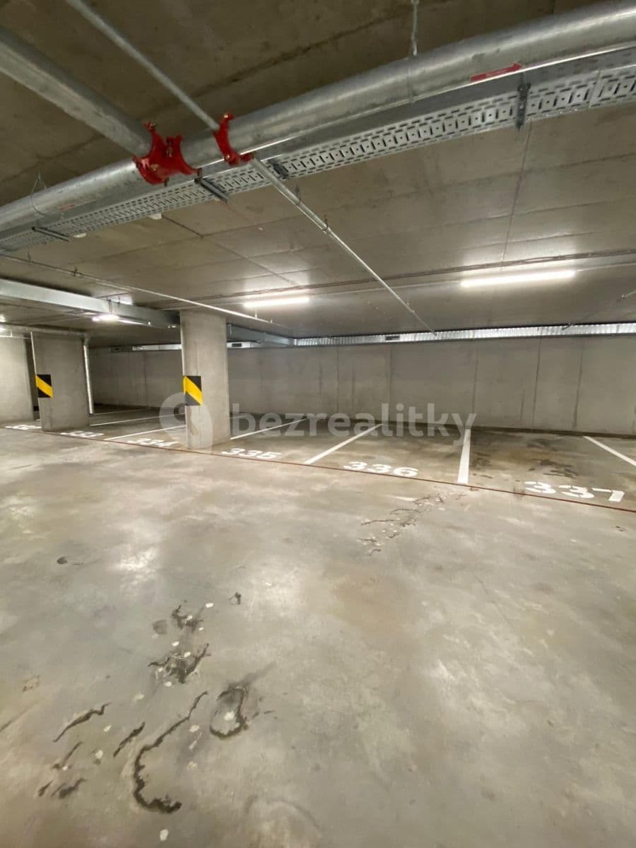 1 bedroom with open-plan kitchen flat to rent, 56 m², Ramonova, Prague, Prague 1 bedroom with open-plan kitchen flat to rent, 56 m², Ramonova, Prague, Prague