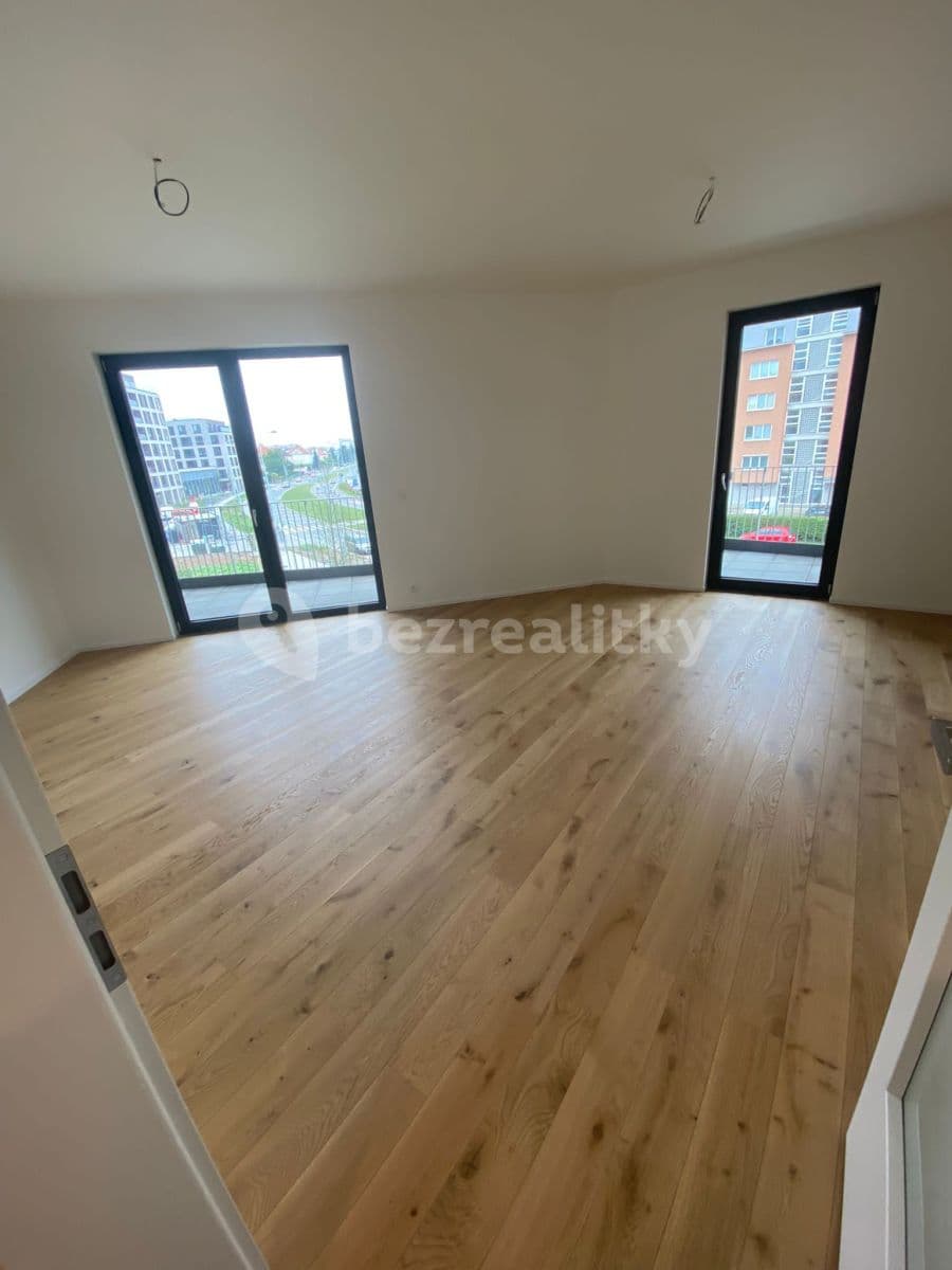 1 bedroom with open-plan kitchen flat to rent, 56 m², Ramonova, Prague, Prague 1 bedroom with open-plan kitchen flat to rent, 56 m², Ramonova, Prague, Prague