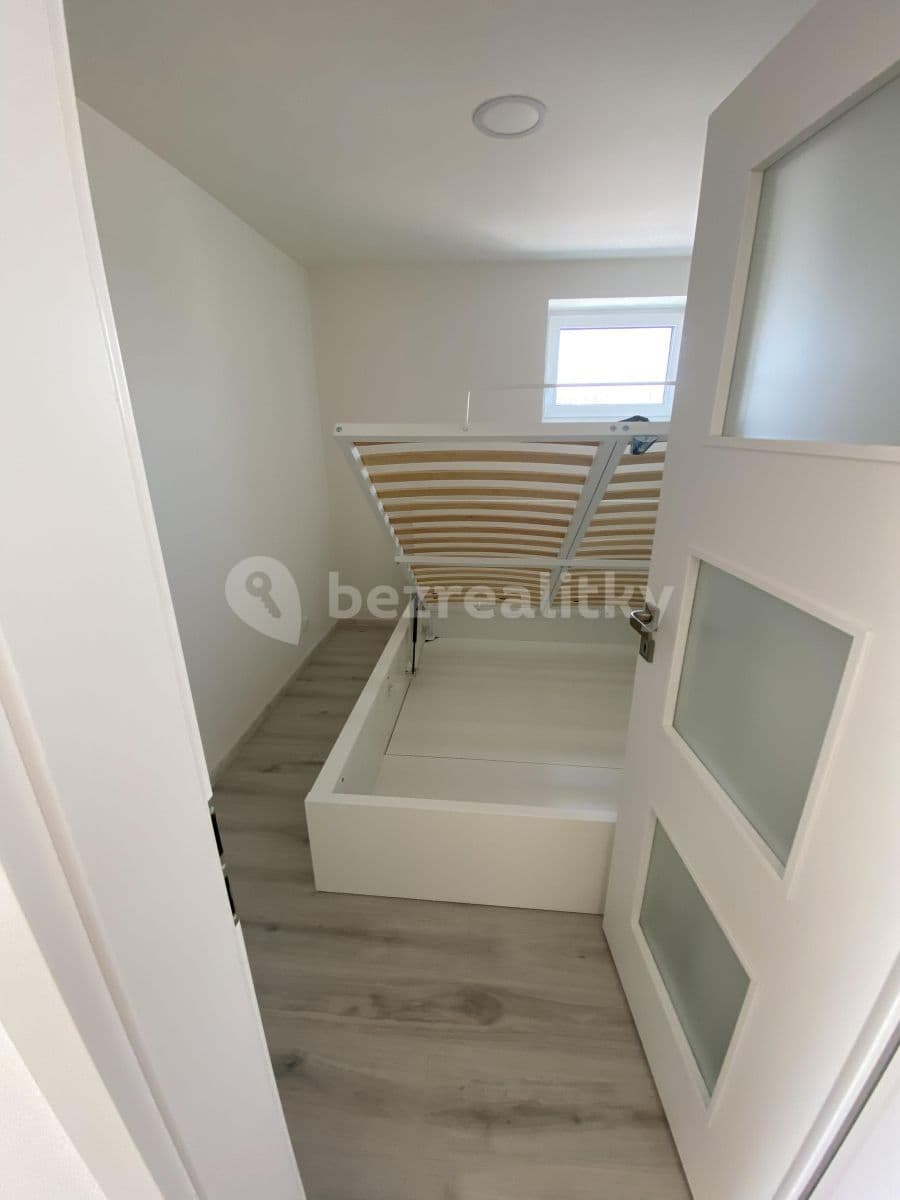 1 bedroom with open-plan kitchen flat to rent, 59 m², Důl Libušín, Libušín, Středočeský Region 1 bedroom with open-plan kitchen flat to rent, 59 m², Důl Libušín, Libušín, Středočeský Region