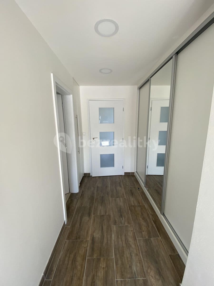 1 bedroom with open-plan kitchen flat to rent, 59 m², Důl Libušín, Libušín, Středočeský Region 1 bedroom with open-plan kitchen flat to rent, 59 m², Důl Libušín, Libušín, Středočeský Region