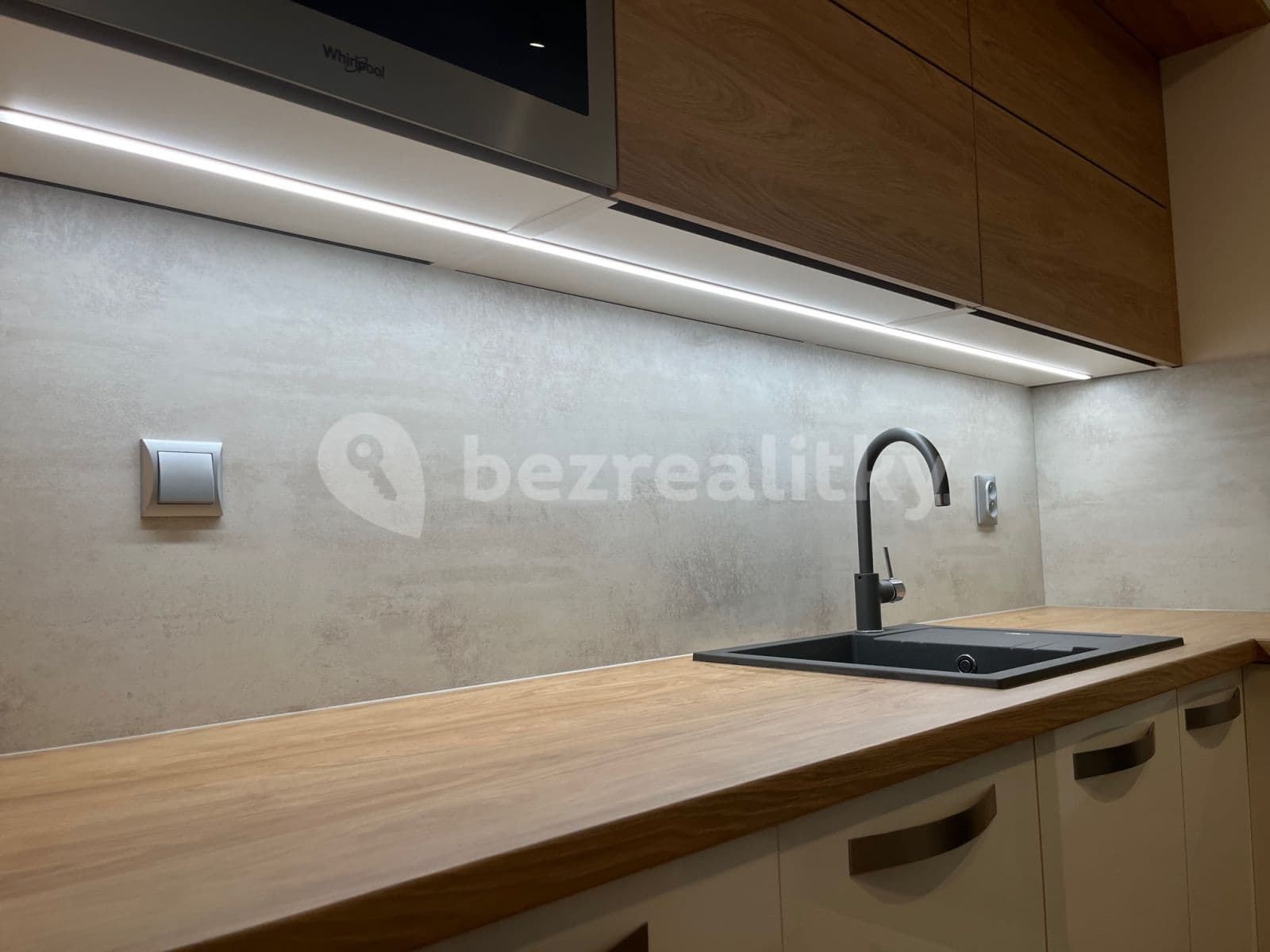 Studio flat to rent, 42 m², Vorařská, Prague, Prague Studio flat to rent, 42 m², Vorařská, Prague, Prague