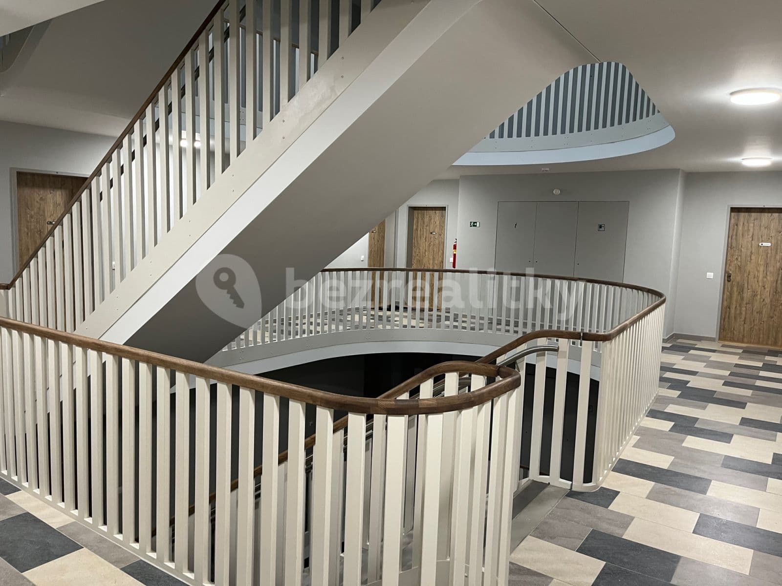 Studio flat to rent, 42 m², Vorařská, Prague, Prague Studio flat to rent, 42 m², Vorařská, Prague, Prague