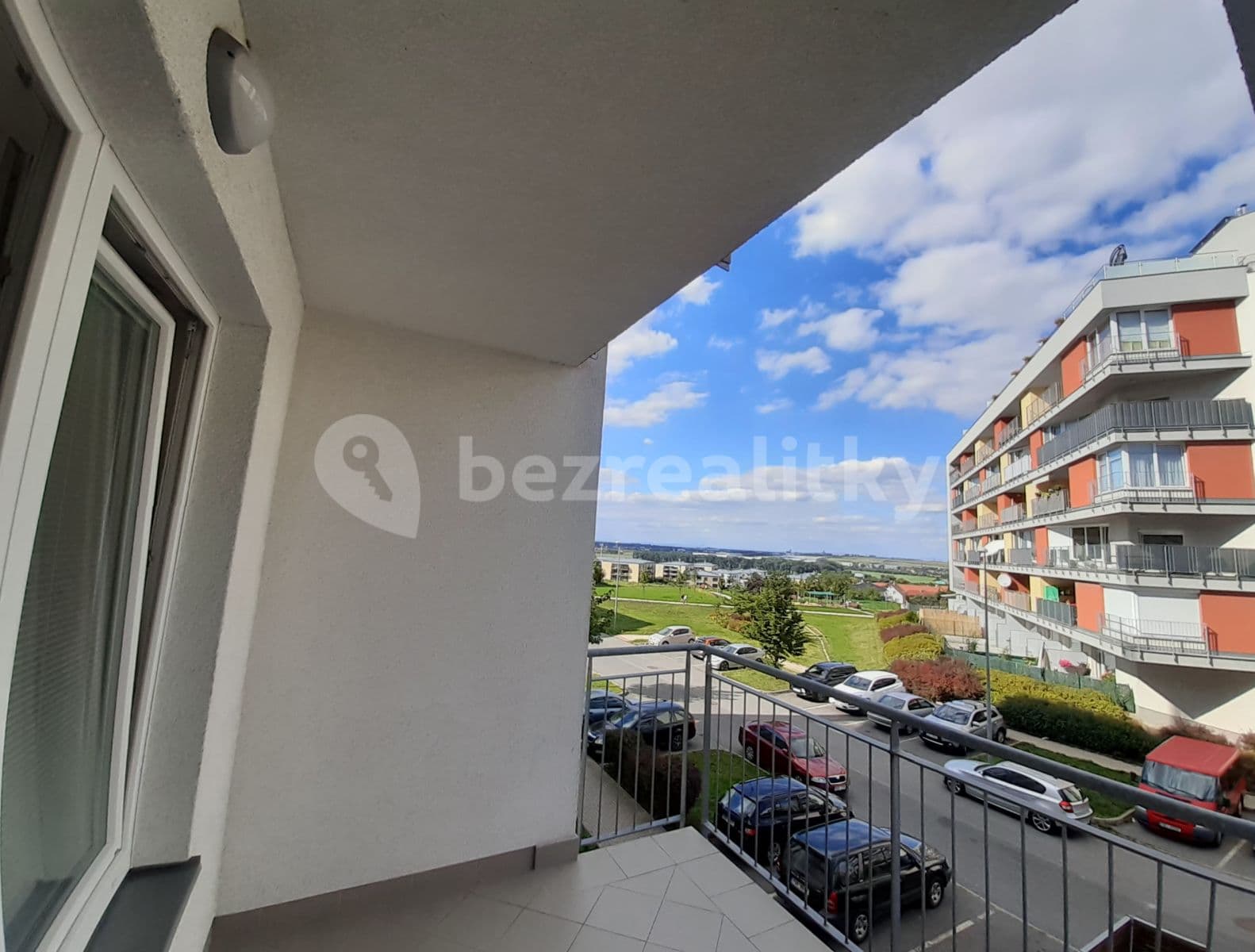 2 bedroom with open-plan kitchen flat to rent, 80 m², Sazovická, Prague, Prague 2 bedroom with open-plan kitchen flat to rent, 80 m², Sazovická, Prague, Prague