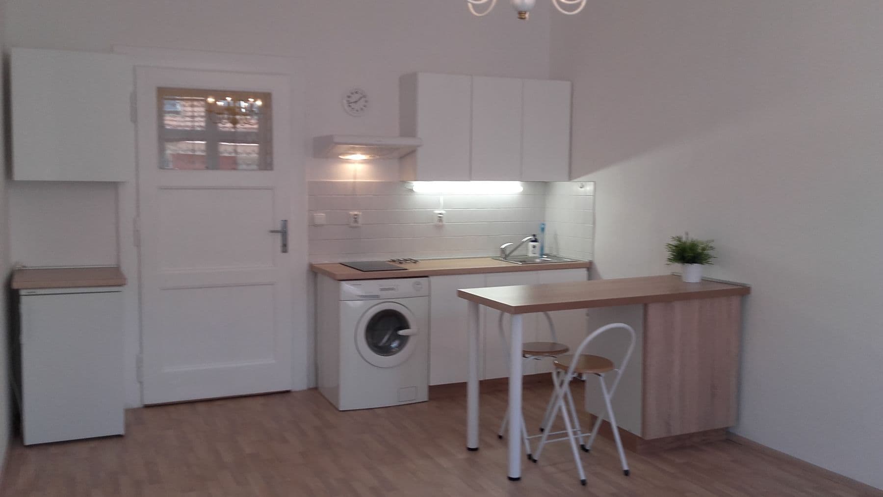Small studio flat to rent, 27 m², Písecká, Prague, Prague Small studio flat to rent, 27 m², Písecká, Prague, Prague