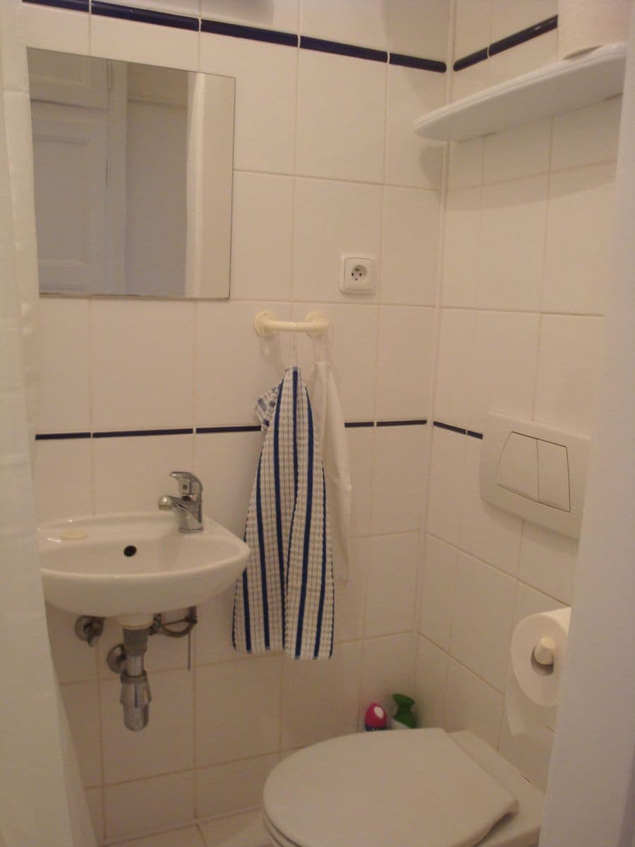 Small studio flat to rent, 27 m², Písecká, Prague, Prague Small studio flat to rent, 27 m², Písecká, Prague, Prague