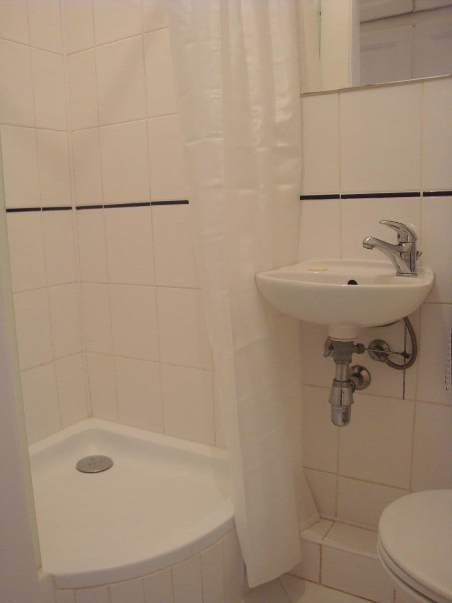 Small studio flat to rent, 27 m², Písecká, Prague, Prague Small studio flat to rent, 27 m², Písecká, Prague, Prague