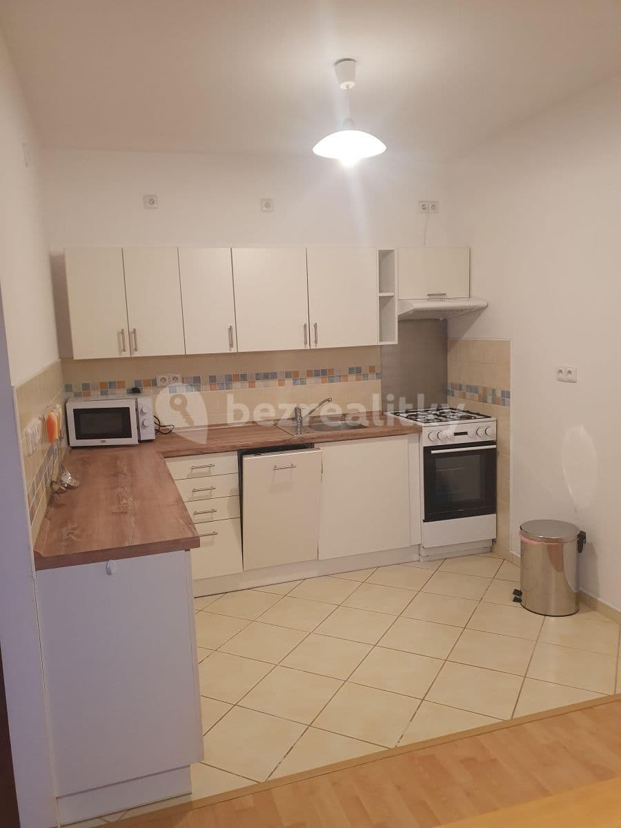 2 bedroom with open-plan kitchen flat to rent, 68 m², Březinova, Kolín, Středočeský Region 2 bedroom with open-plan kitchen flat to rent, 68 m², Březinova, Kolín, Středočeský Region