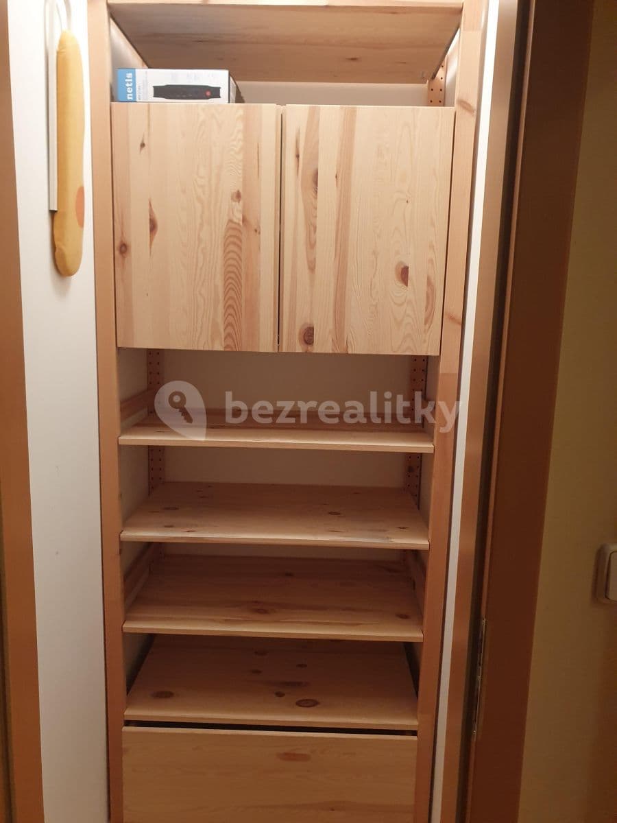 2 bedroom with open-plan kitchen flat to rent, 68 m², Březinova, Kolín, Středočeský Region 2 bedroom with open-plan kitchen flat to rent, 68 m², Březinova, Kolín, Středočeský Region