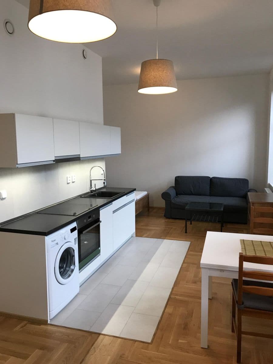 Studio flat to rent, 34 m², Olomouc, Olomoucký Region Studio flat to rent, 34 m², Olomouc, Olomoucký Region