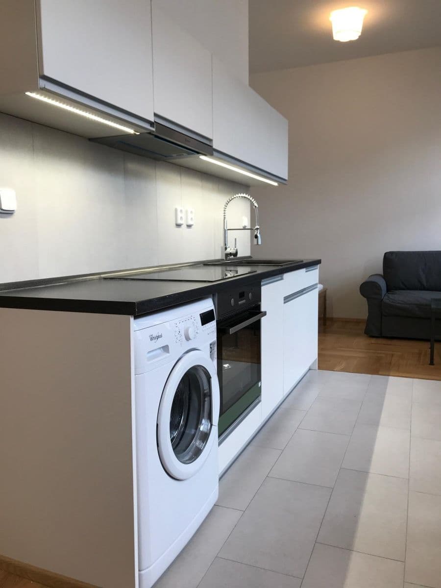 Studio flat to rent, 34 m², Olomouc, Olomoucký Region Studio flat to rent, 34 m², Olomouc, Olomoucký Region