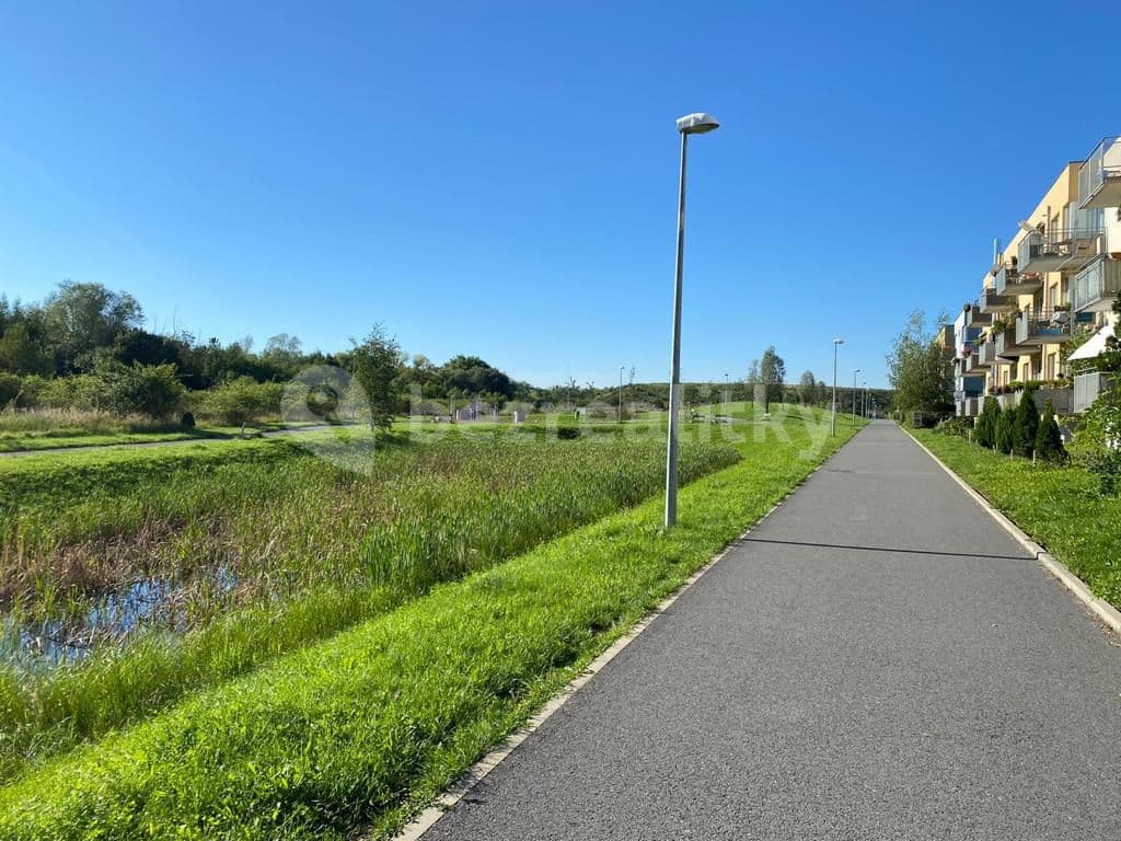 1 bedroom with open-plan kitchen flat to rent, 51 m², U Hostavického potoka, Prague, Prague 1 bedroom with open-plan kitchen flat to rent, 51 m², U Hostavického potoka, Prague, Prague