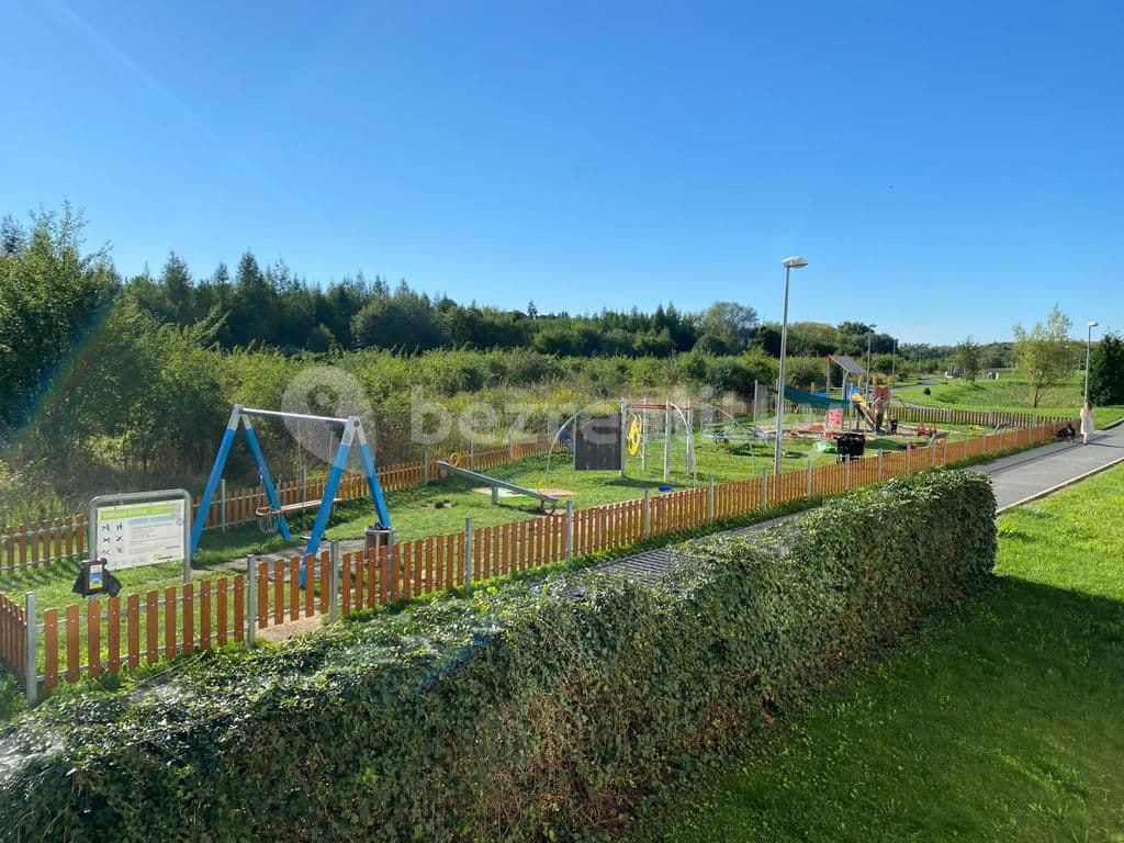 1 bedroom with open-plan kitchen flat to rent, 51 m², U Hostavického potoka, Prague, Prague 1 bedroom with open-plan kitchen flat to rent, 51 m², U Hostavického potoka, Prague, Prague