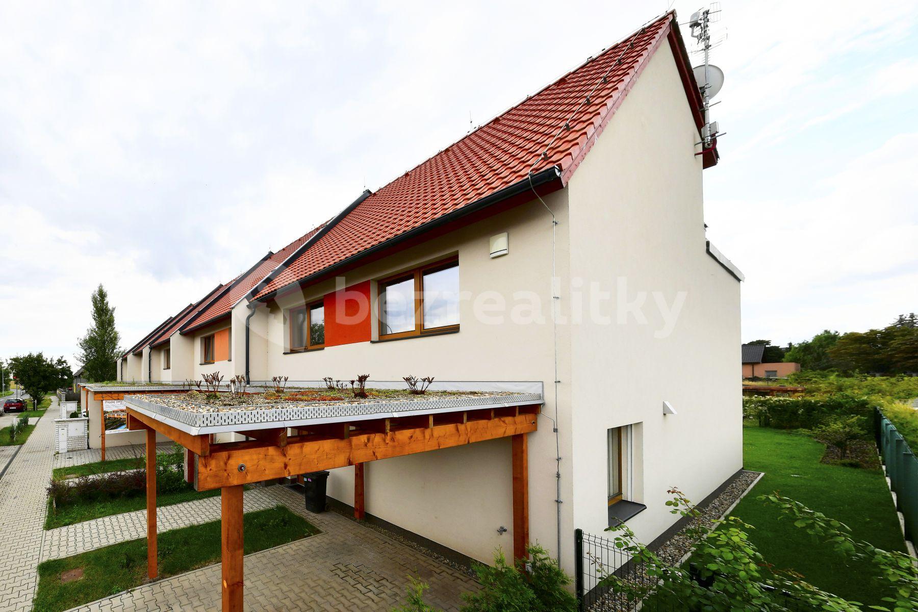 house to rent, 161 m², Líbeznice, Středočeský Region