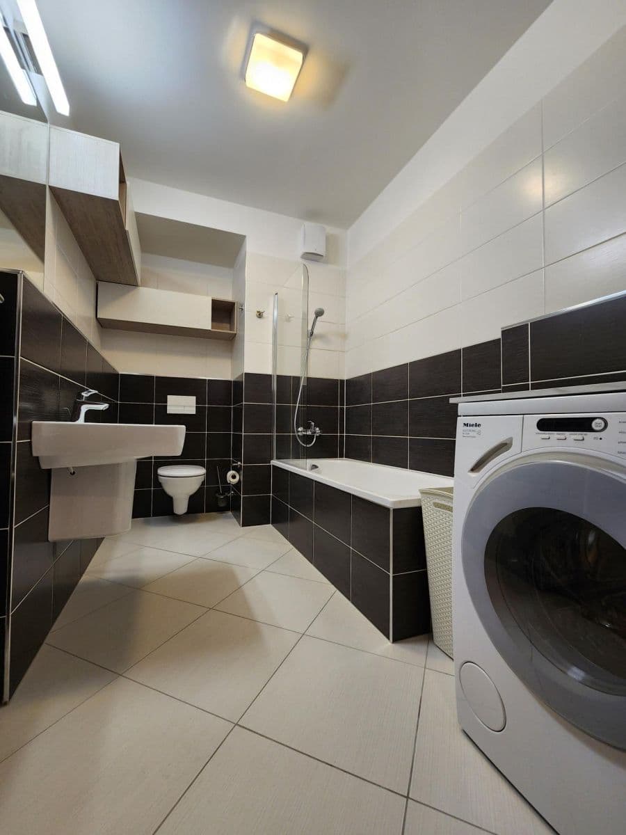 1 bedroom with open-plan kitchen flat to rent, 53 m², Klementova, Prague, Prague 1 bedroom with open-plan kitchen flat to rent, 53 m², Klementova, Prague, Prague