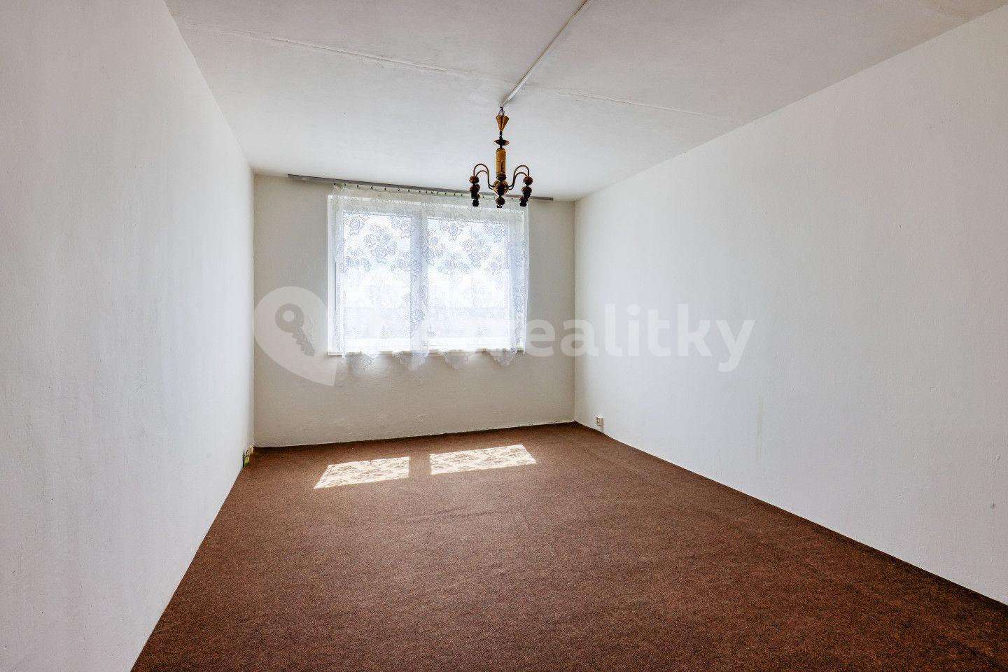 2 bedroom flat for sale, 68 m², Rovná, Karlovarský Region