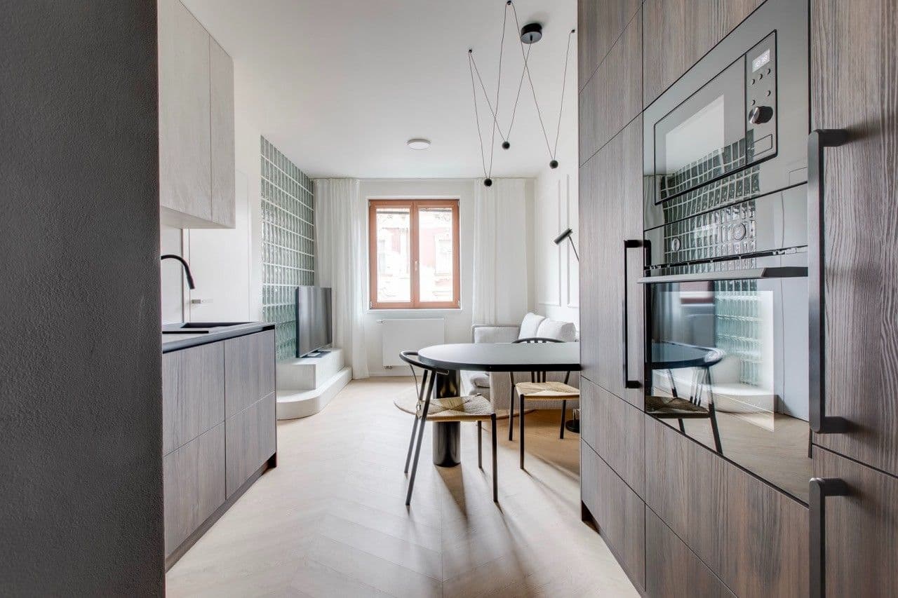 1 bedroom with open-plan kitchen flat to rent, 43 m², Husitská, Prague, Prague 1 bedroom with open-plan kitchen flat to rent, 43 m², Husitská, Prague, Prague