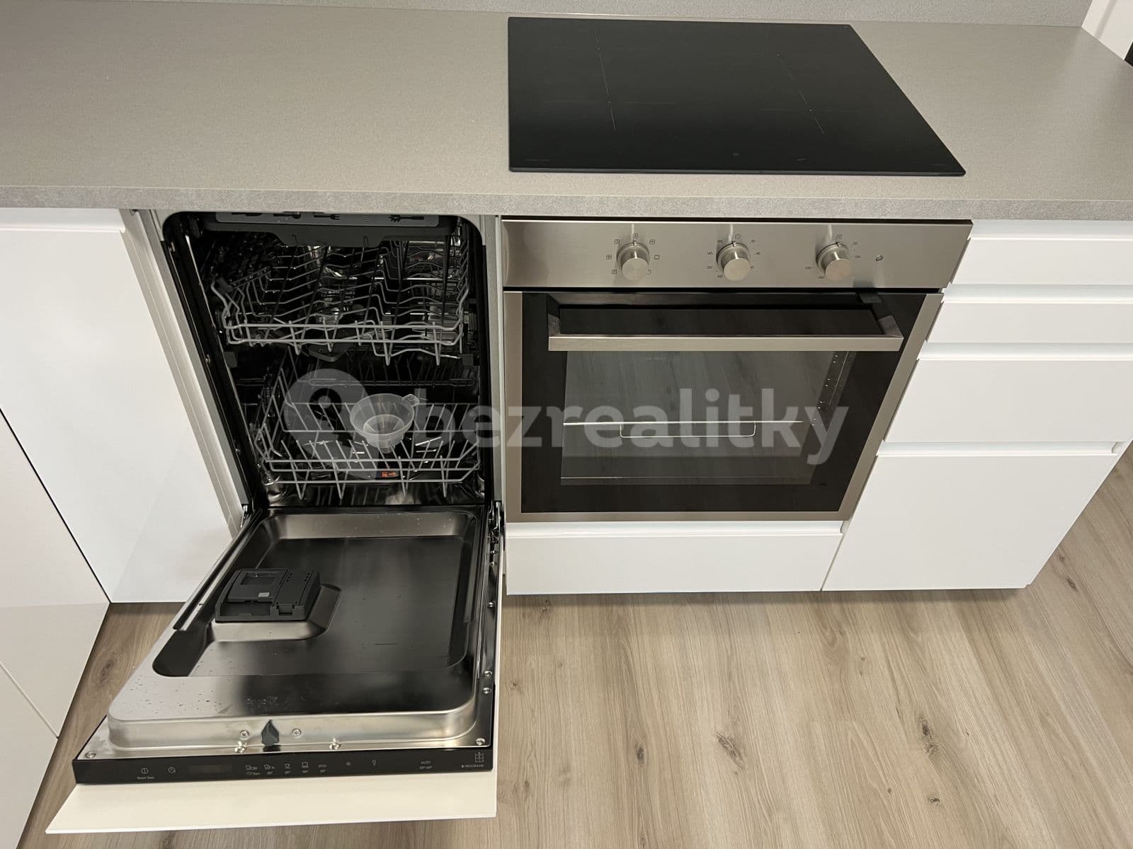 Studio flat to rent, 32 m², Kovářská, Prague, Prague Studio flat to rent, 32 m², Kovářská, Prague, Prague