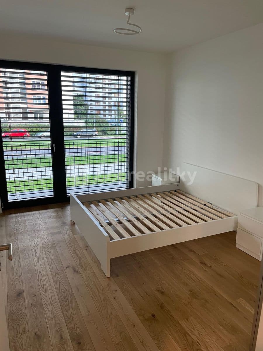 1 bedroom with open-plan kitchen flat to rent, 60 m², Ramonova, Prague, Prague 1 bedroom with open-plan kitchen flat to rent, 60 m², Ramonova, Prague, Prague