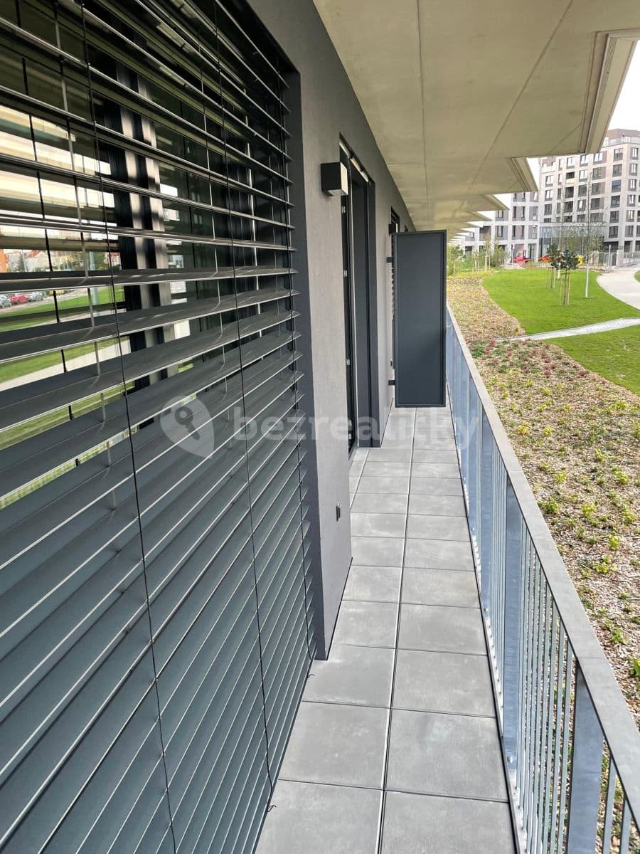 1 bedroom with open-plan kitchen flat to rent, 60 m², Ramonova, Prague, Prague 1 bedroom with open-plan kitchen flat to rent, 60 m², Ramonova, Prague, Prague