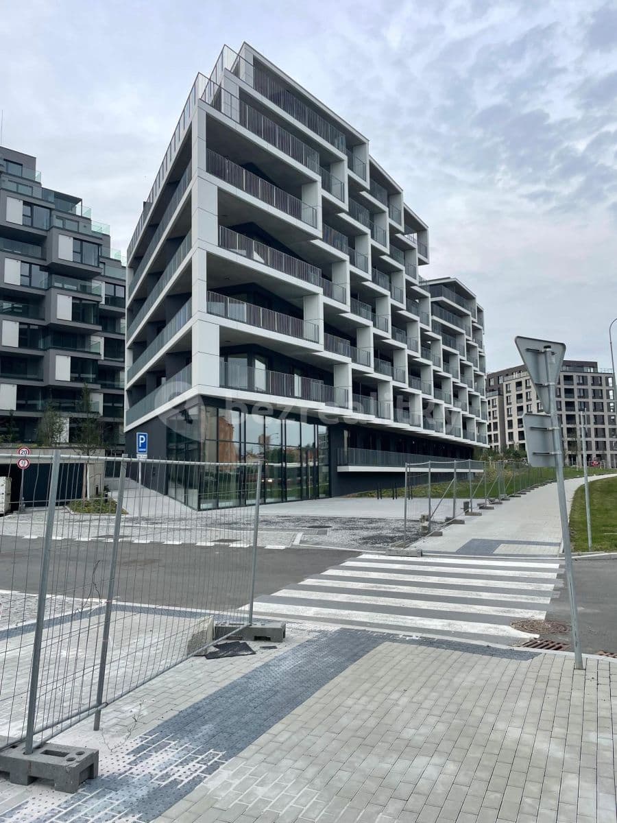 1 bedroom with open-plan kitchen flat to rent, 60 m², Ramonova, Prague, Prague 1 bedroom with open-plan kitchen flat to rent, 60 m², Ramonova, Prague, Prague