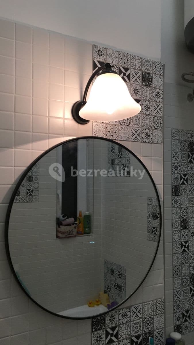 Studio flat to rent, 36 m², Kotlaska, Prague, Prague Studio flat to rent, 36 m², Kotlaska, Prague, Prague