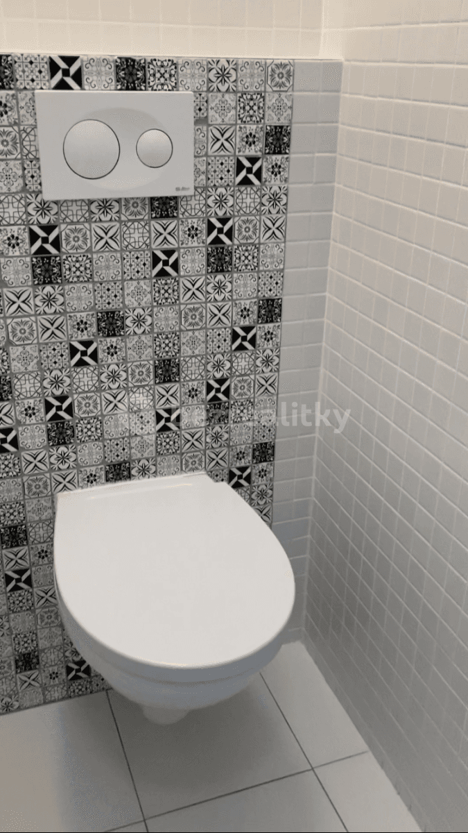 Studio flat to rent, 36 m², Kotlaska, Prague, Prague Studio flat to rent, 36 m², Kotlaska, Prague, Prague