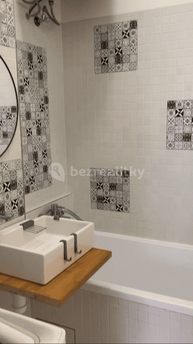 Studio flat to rent, 36 m², Kotlaska, Prague, Prague Studio flat to rent, 36 m², Kotlaska, Prague, Prague