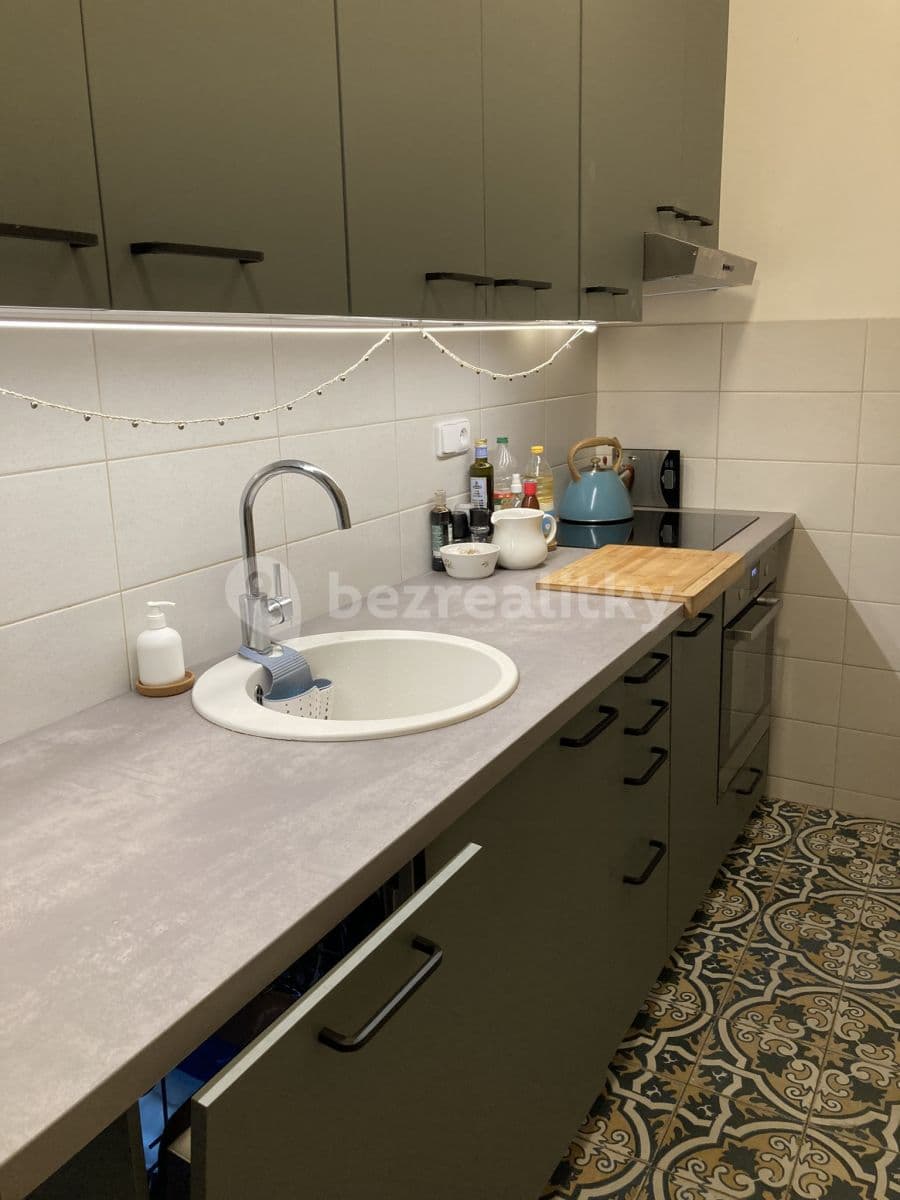 Studio flat to rent, 36 m², Kotlaska, Prague, Prague Studio flat to rent, 36 m², Kotlaska, Prague, Prague