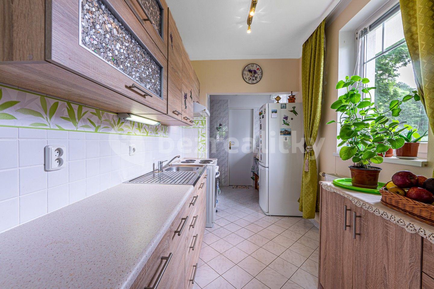 3 bedroom with open-plan kitchen flat for sale, 107 m², Palackého, Mariánské Lázně, Karlovarský Region