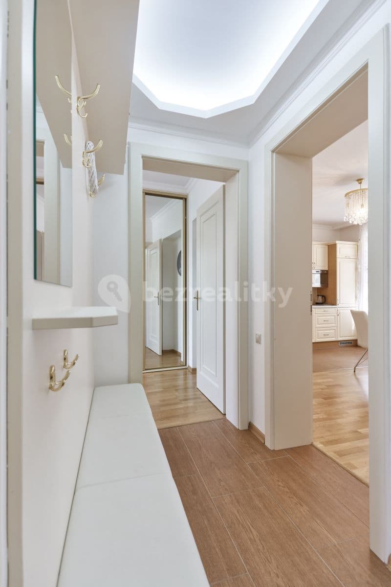 2 bedroom with open-plan kitchen flat to rent, 71 m², Ondřejská, Karlovy Vary, Karlovarský Region 2 bedroom with open-plan kitchen flat to rent, 71 m², Ondřejská, Karlovy Vary, Karlovarský Region