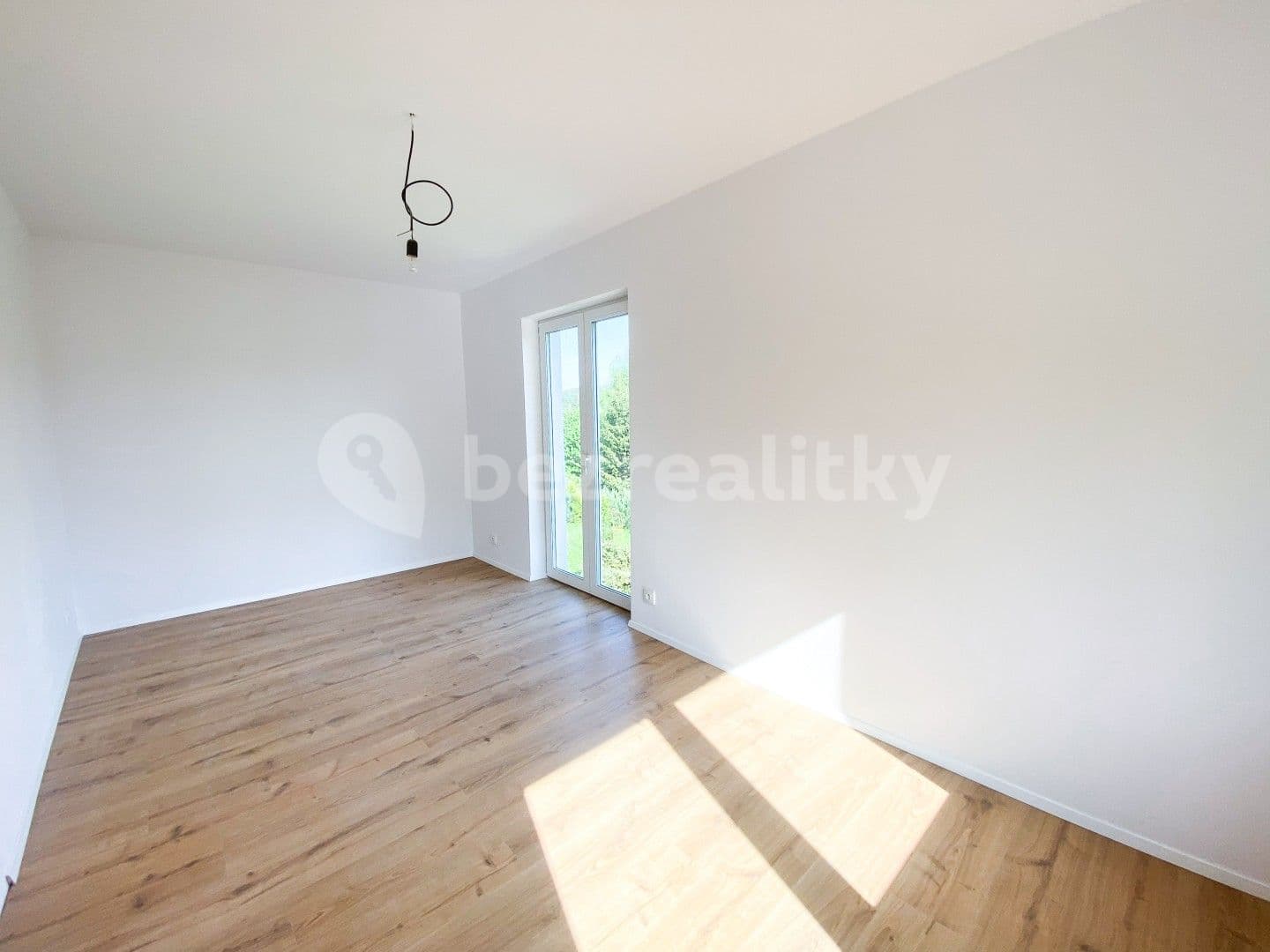 2 bedroom with open-plan kitchen flat for sale, 61 m², U Staré lípy, Jablonec nad Nisou, Liberecký Region