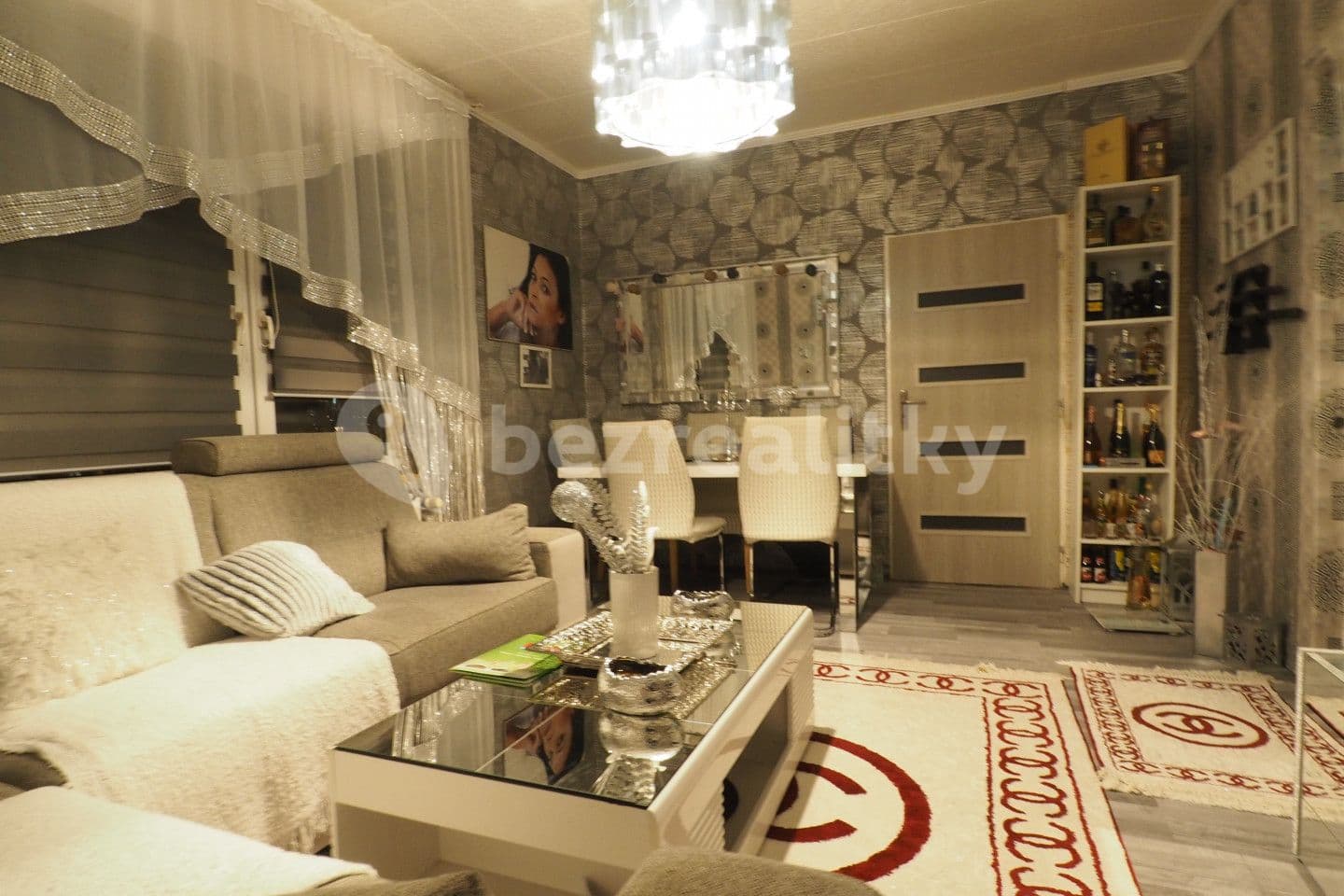 3 bedroom flat for sale, 56 m², Vnitřní, Orlová, Moravskoslezský Region