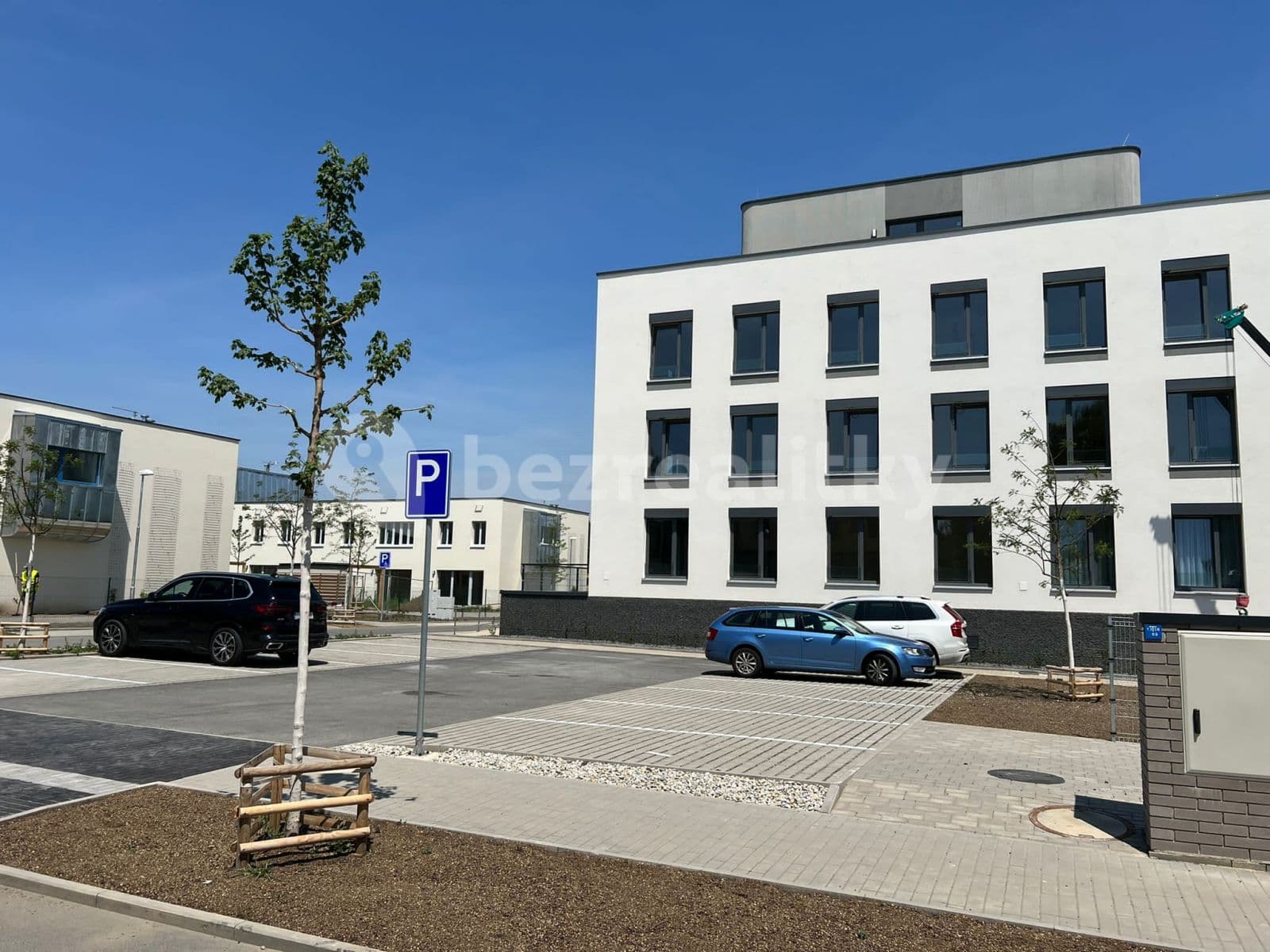 1 bedroom with open-plan kitchen flat to rent, 47 m², U Spojů, Prague, Prague 1 bedroom with open-plan kitchen flat to rent, 47 m², U Spojů, Prague, Prague