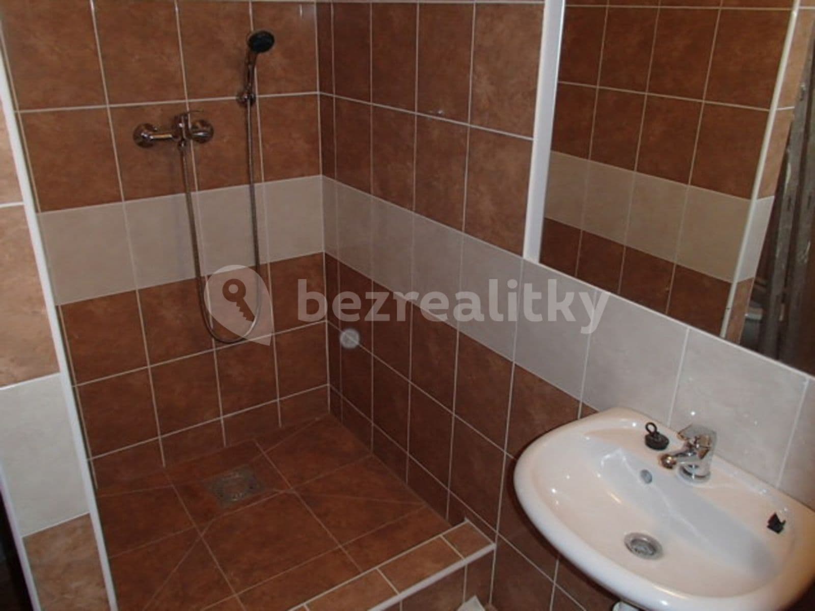 Small studio flat to rent, 30 m², Měšice, Středočeský Region Small studio flat to rent, 30 m², Měšice, Středočeský Region