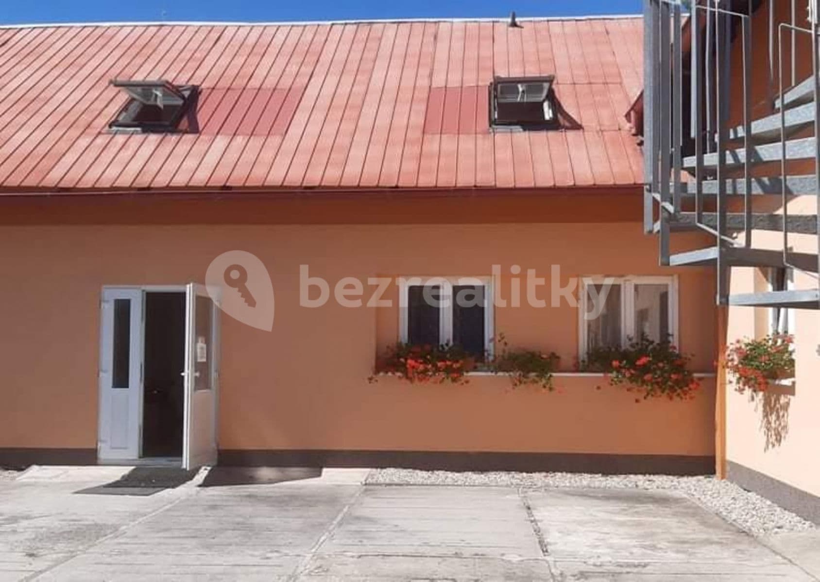 Small studio flat to rent, 30 m², Měšice, Středočeský Region Small studio flat to rent, 30 m², Měšice, Středočeský Region