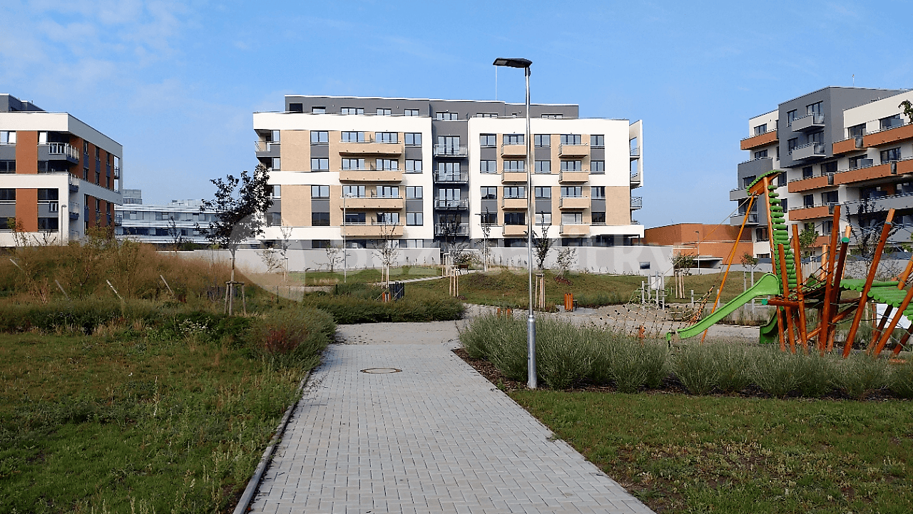 1 bedroom with open-plan kitchen flat to rent, 51 m², K Metru, Prague, Prague 1 bedroom with open-plan kitchen flat to rent, 51 m², K Metru, Prague, Prague