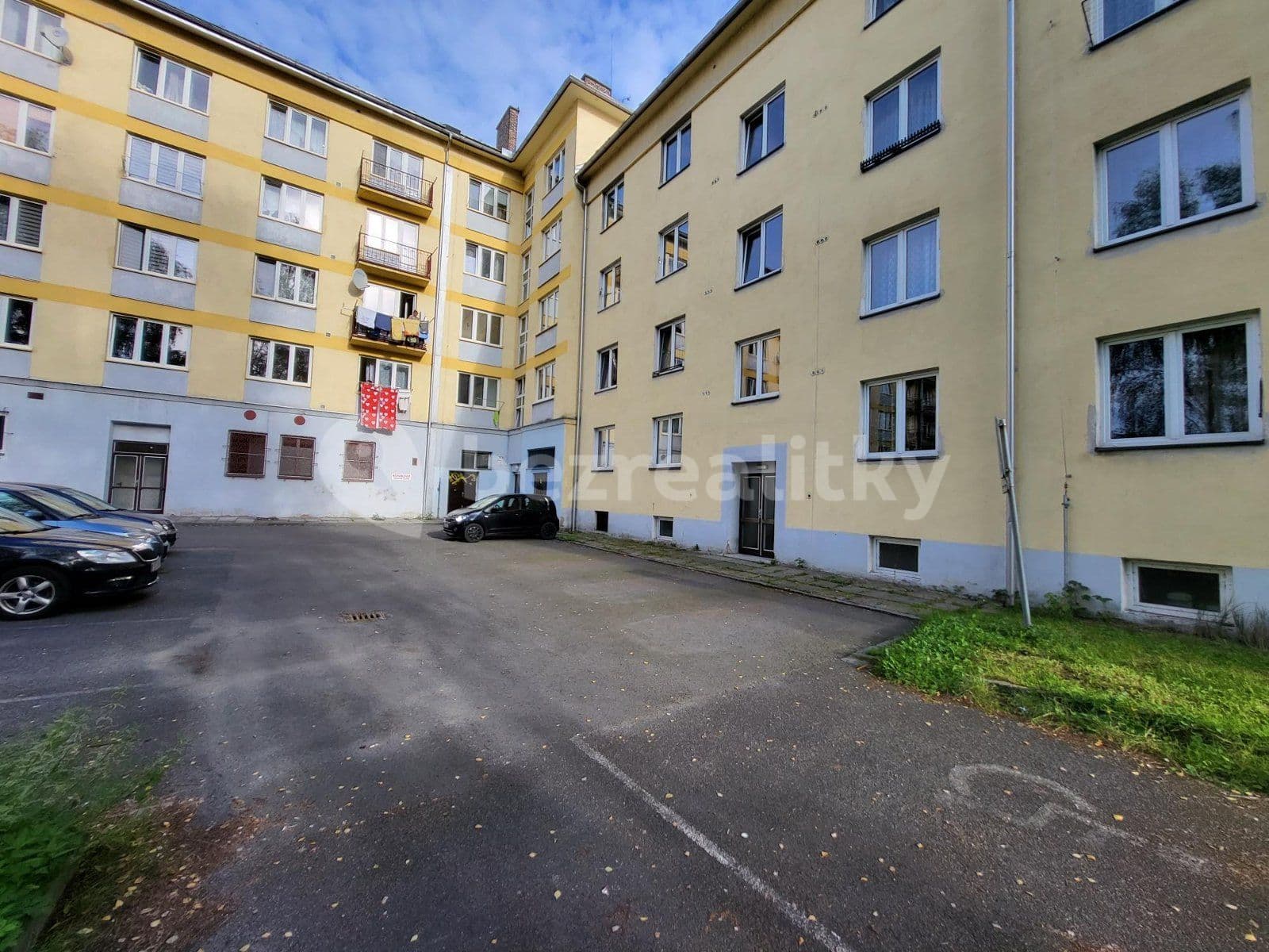 3 bedroom flat to rent, 74 m², tř. Osvobození, Karviná, Moravskoslezský Region