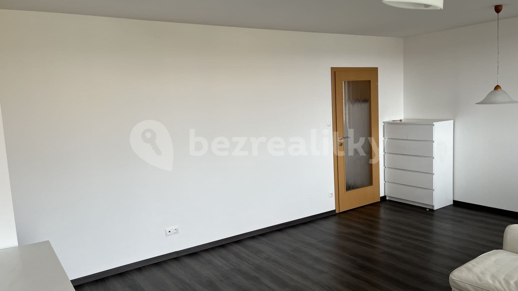 3 bedroom flat to rent, 73 m², Pod Altánem, Prague, Prague 3 bedroom flat to rent, 73 m², Pod Altánem, Prague, Prague