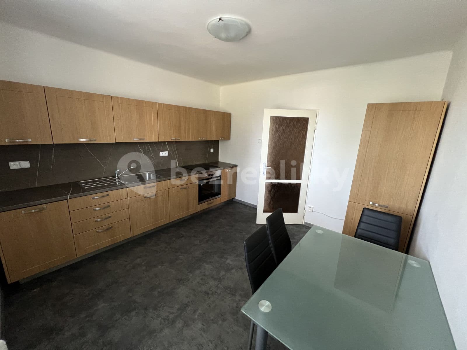 2 bedroom flat to rent, 62 m², Sukova třída, Pardubice, Pardubický Region 2 bedroom flat to rent, 62 m², Sukova třída, Pardubice, Pardubický Region