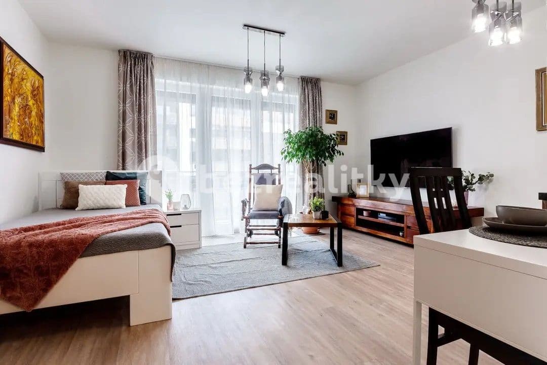 Studio flat to rent, 40 m², Do Zahrádek Ⅰ, Prague, Prague Studio flat to rent, 40 m², Do Zahrádek Ⅰ, Prague, Prague