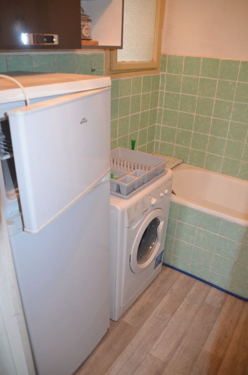 Studio flat to rent, 35 m², Na Folimance, Prague, Prague Studio flat to rent, 35 m², Na Folimance, Prague, Prague