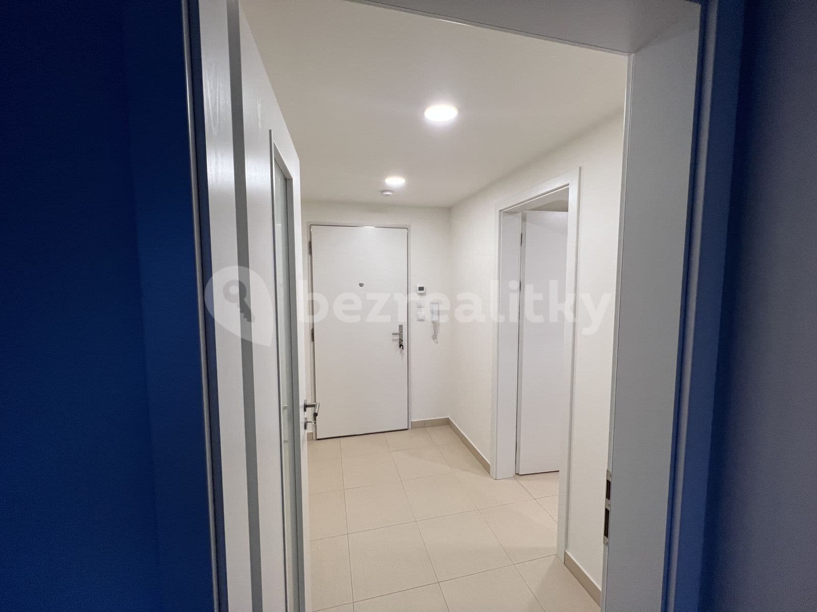 1 bedroom with open-plan kitchen flat to rent, 48 m², K Metru, Prague, Prague 1 bedroom with open-plan kitchen flat to rent, 48 m², K Metru, Prague, Prague