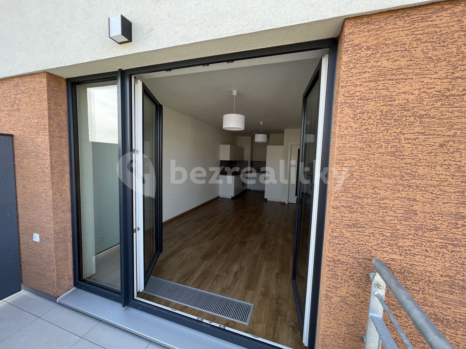 1 bedroom with open-plan kitchen flat to rent, 48 m², K Metru, Prague, Prague 1 bedroom with open-plan kitchen flat to rent, 48 m², K Metru, Prague, Prague
